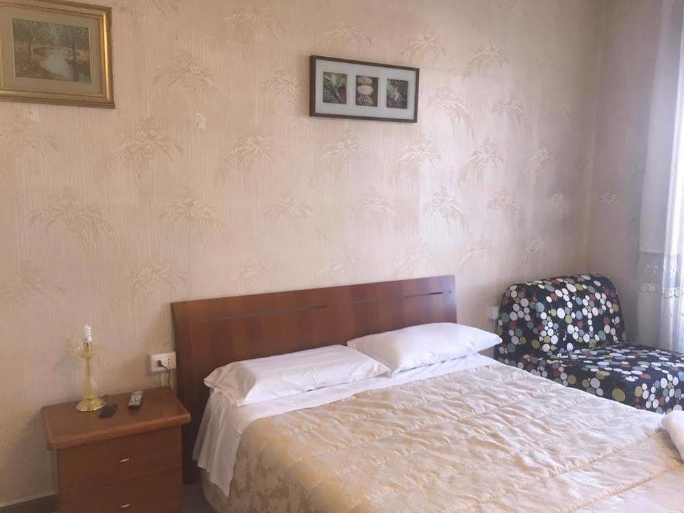 Zhihua Guest House Rom Exterior foto