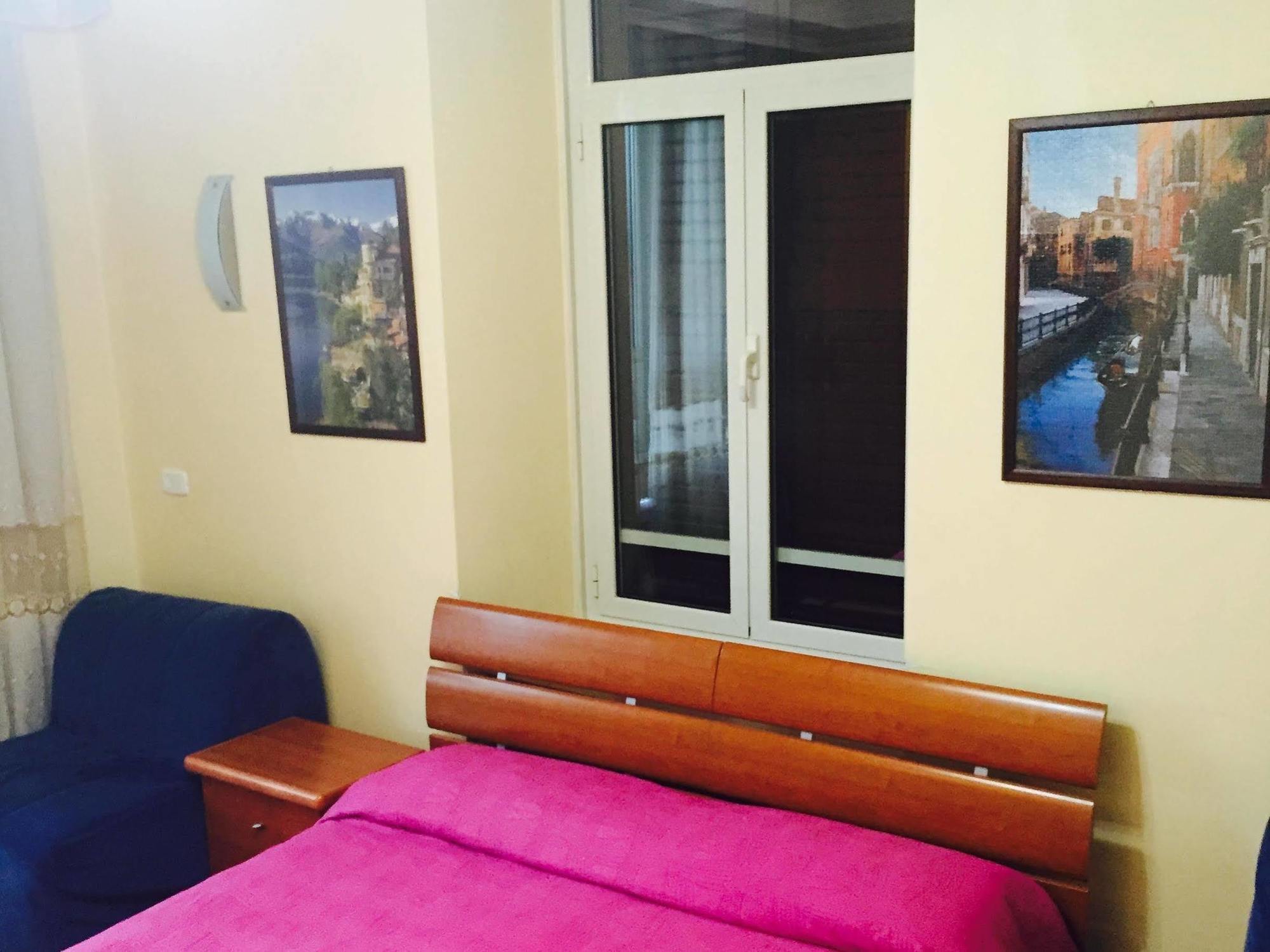 Zhihua Guest House Rom Exterior foto